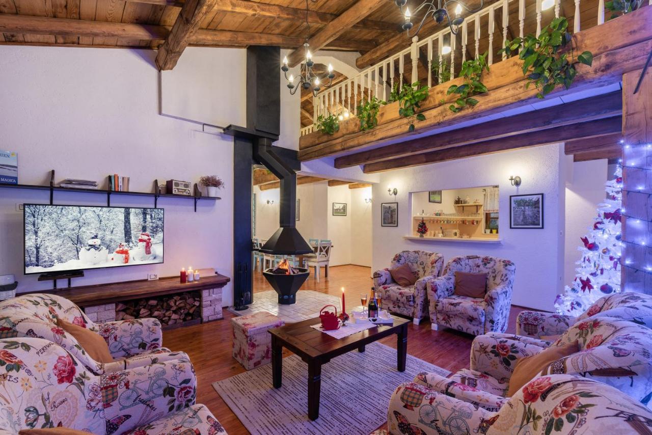 Family Villa Lipica With Private Pool And Jacuzzi Pazin Exteriör bild